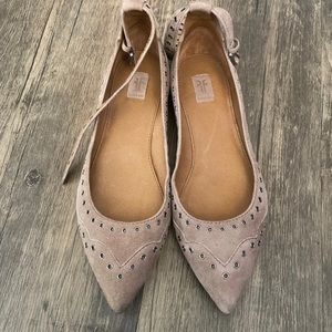 Frye flats